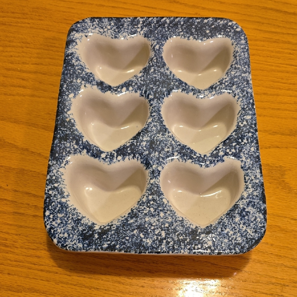 Salt Glaze Spongeware Heart Shaped Muffin Art Pottery Pan Aprox 8"x11"